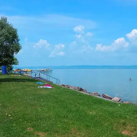 Appartamento Catamaran Apartman Siófok